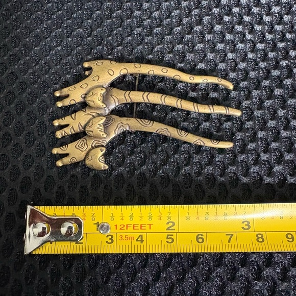 Vintage JJ Three Cats Brooch Pin - Brass Tone Feline Design - Picture 7 of 7